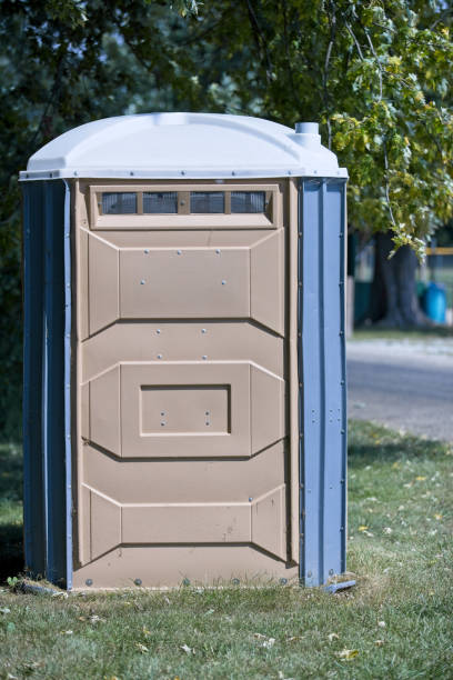 Best Portable bathroom rental  in Montague, MI